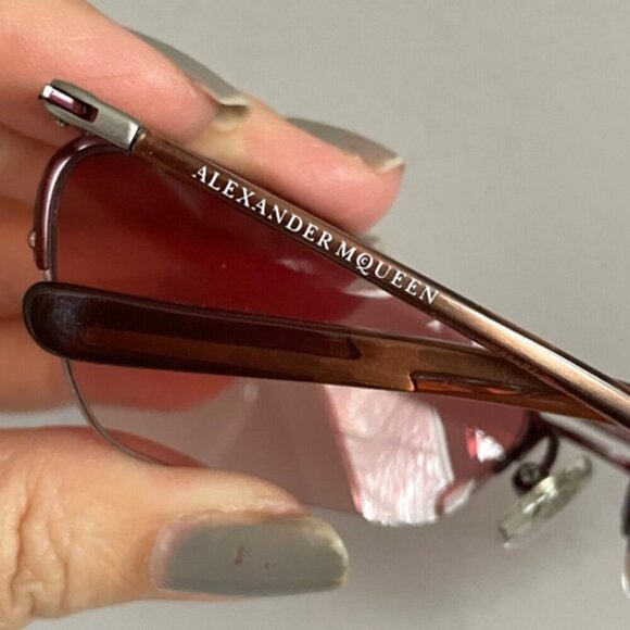 Vintage Y2K Alexander McQueen Pink Rectangular Sunglasses - SMALL, made in Japan - Picture 9 of 11